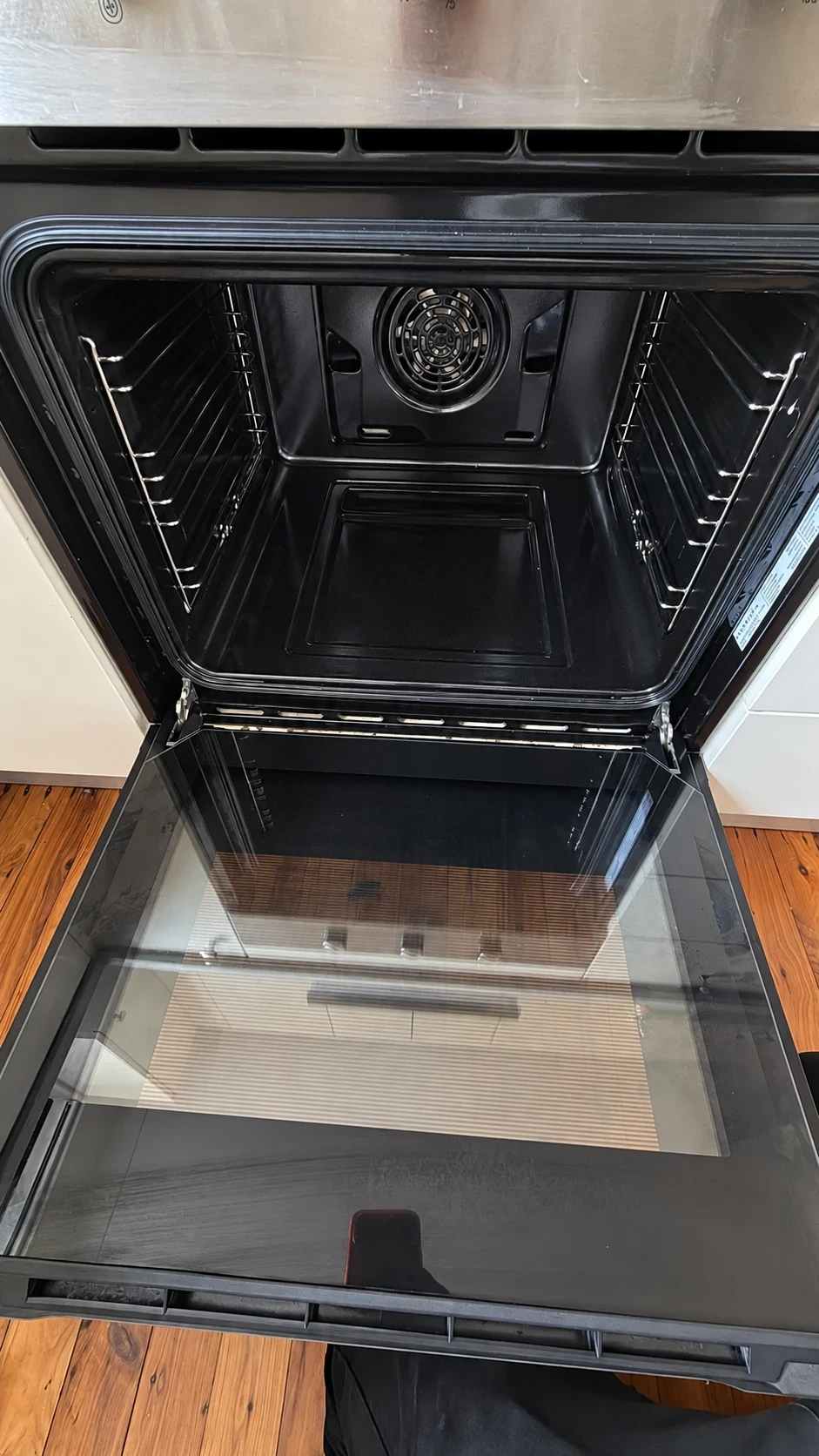 Oven after cleaning